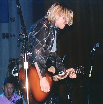 tommyguitar.jpg